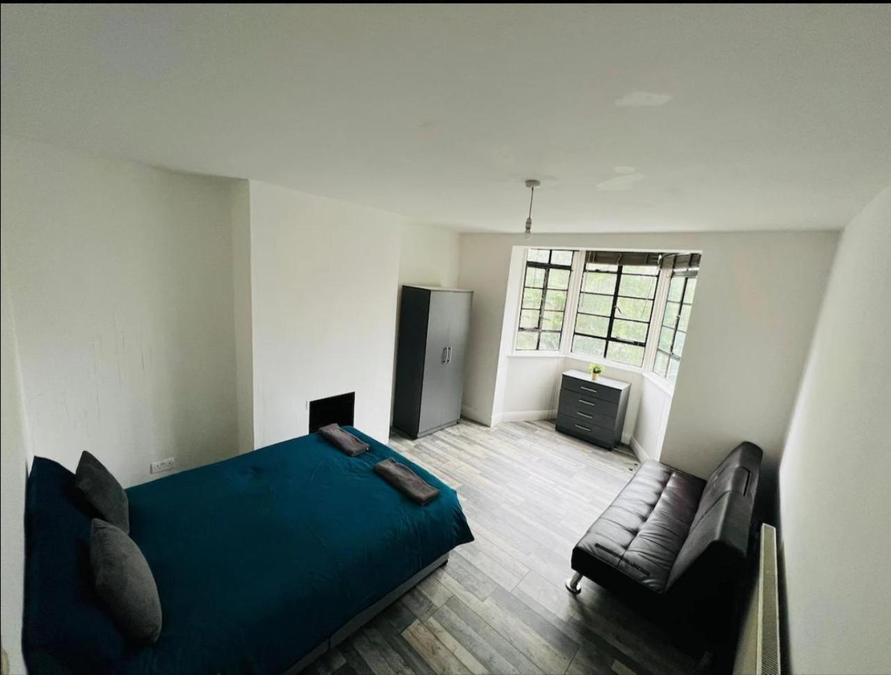 Апартаменты Tower Bridge Family Flats *