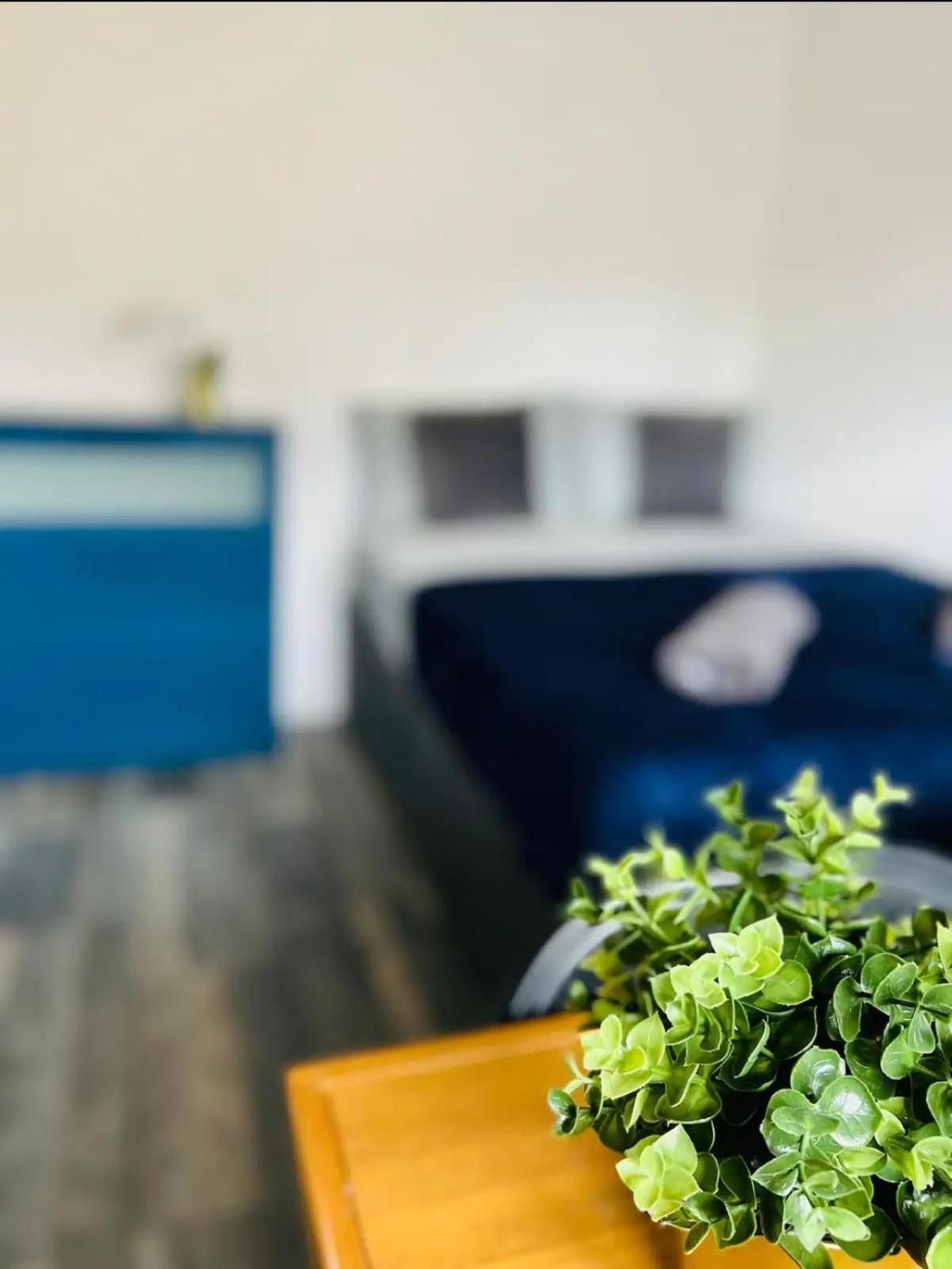 Tower Bridge Family Flats Апартаменты *